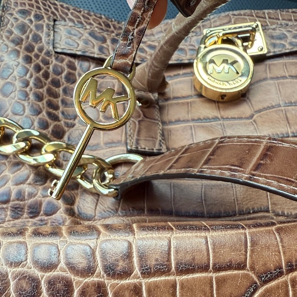Brown Crocodile-Embossed Women Bag - Picture 4 of 6